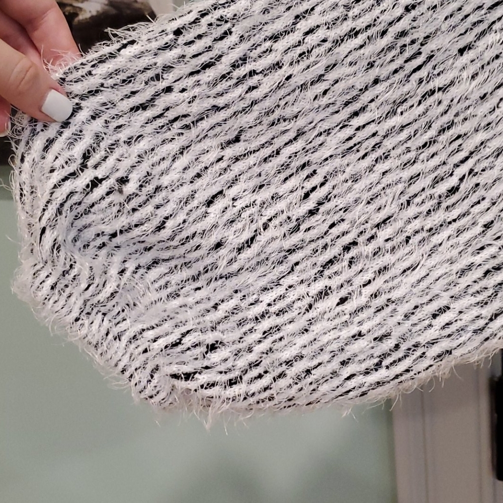 Sweater - Picture 2 of 3
